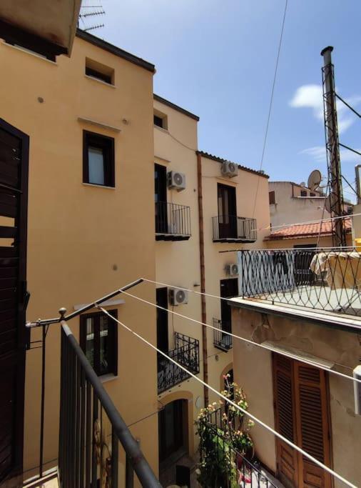 Casa Vacanze U Curtigghiu 切法卢 外观 照片